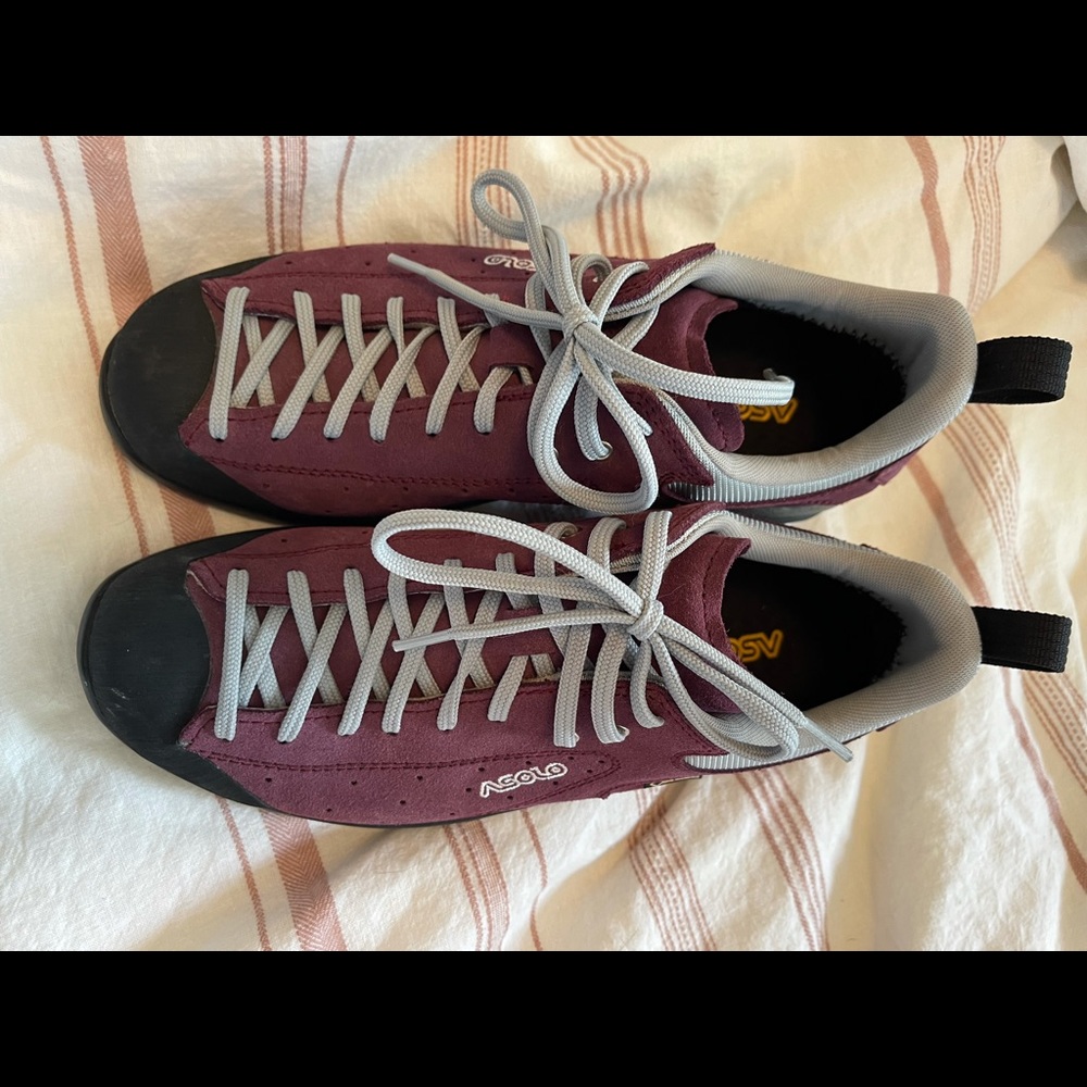 Asolo hiking shoes brand new